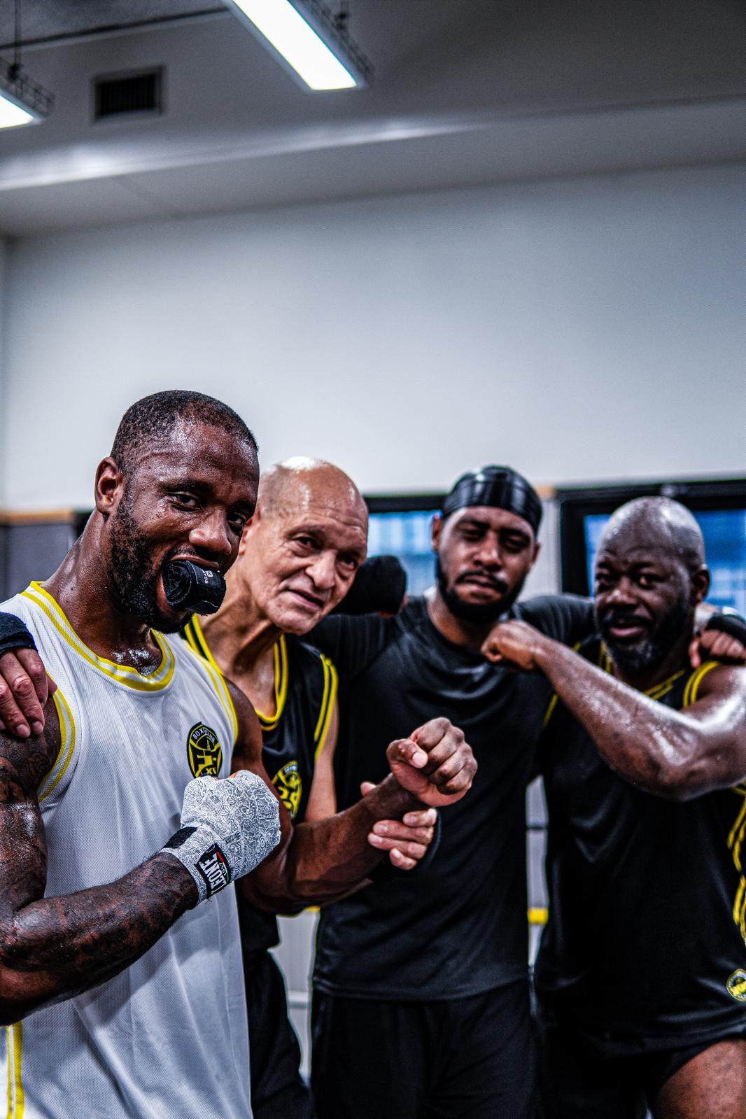 Boxeurs du FTF après l'entraînement